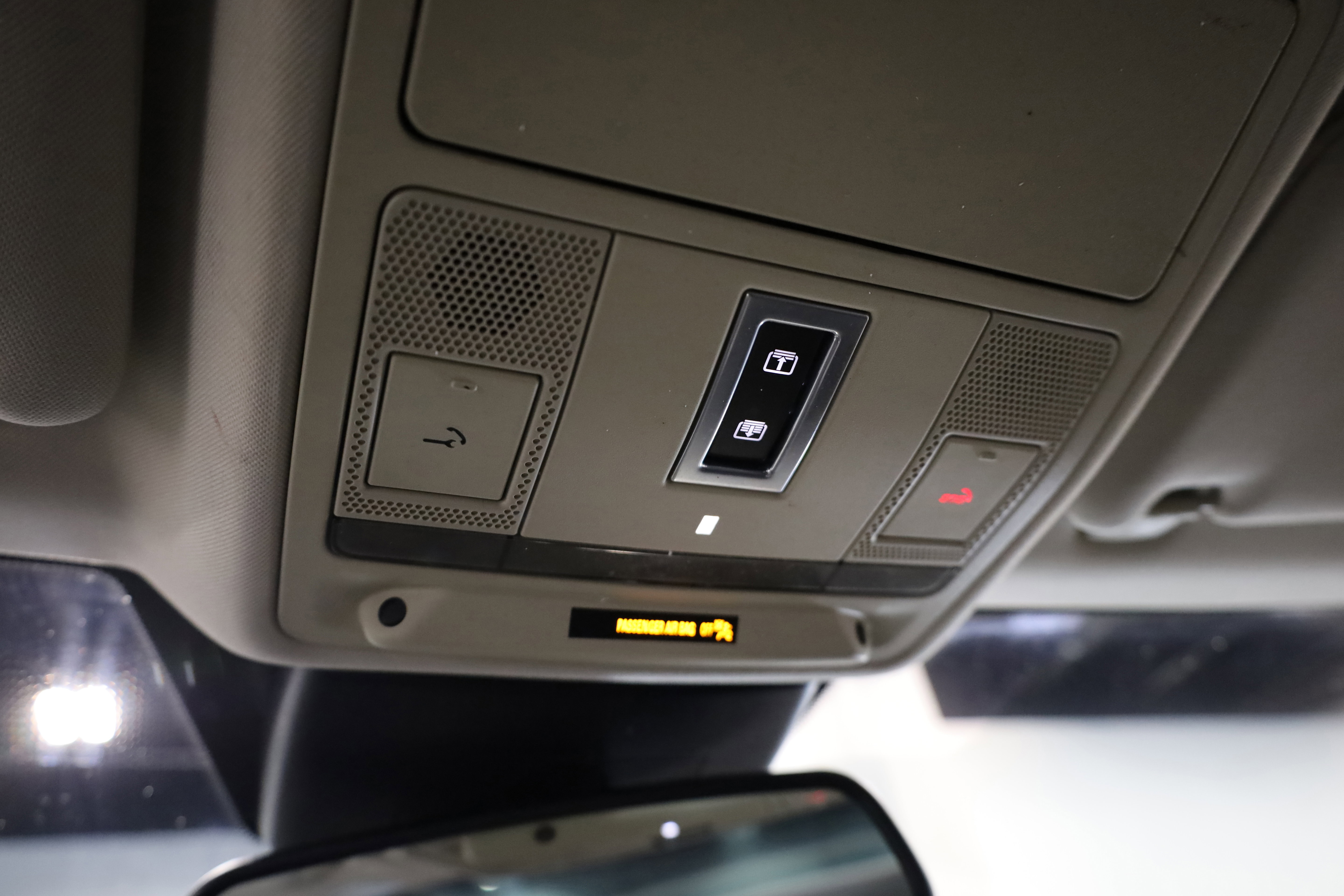 Used 2016 Land Rover Range Rover Evoque HSE image 33