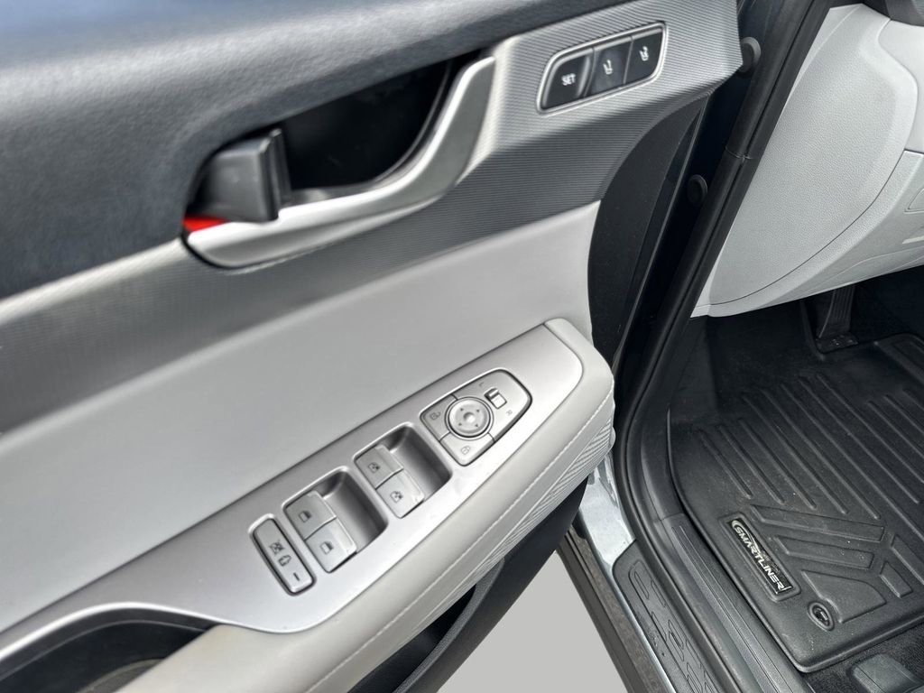 Used 2021 Hyundai Palisade SEL w/ Premium Package FWD image 16