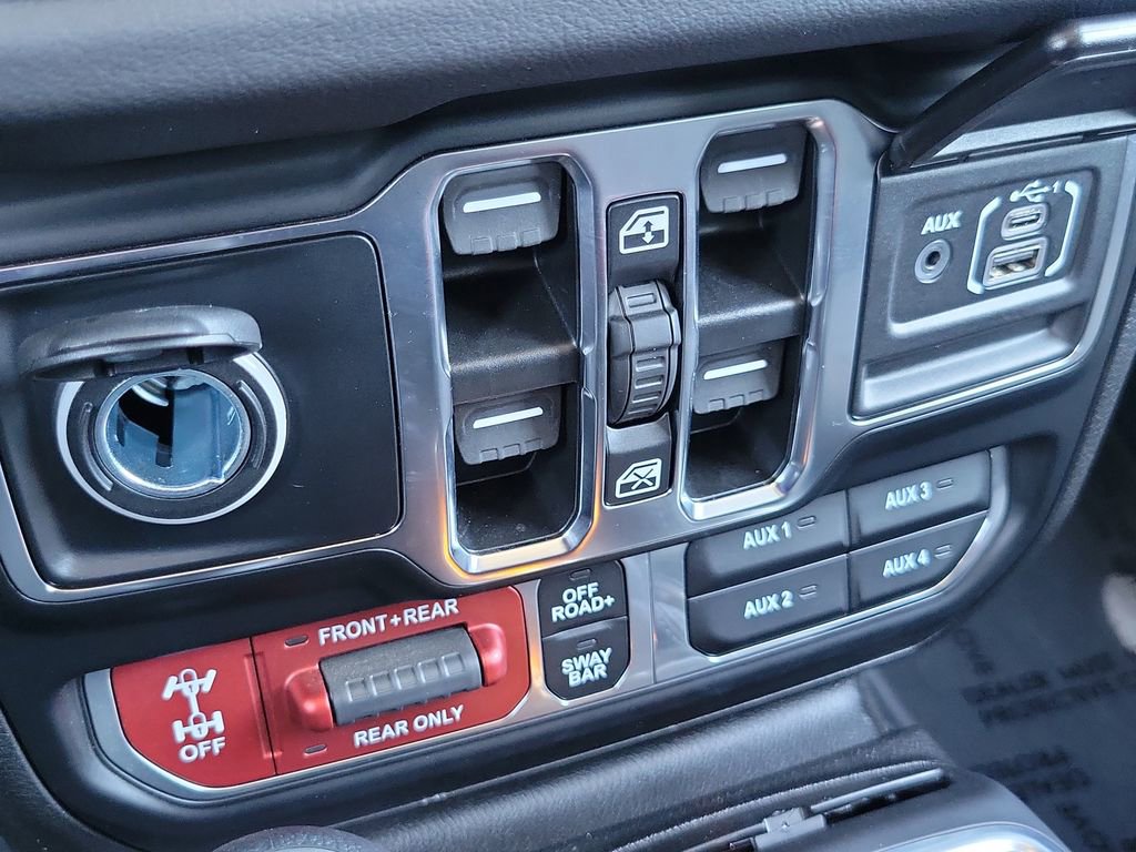 Used 2024 Jeep Wrangler Unlimited Rubicon w/ Safety Group image 13