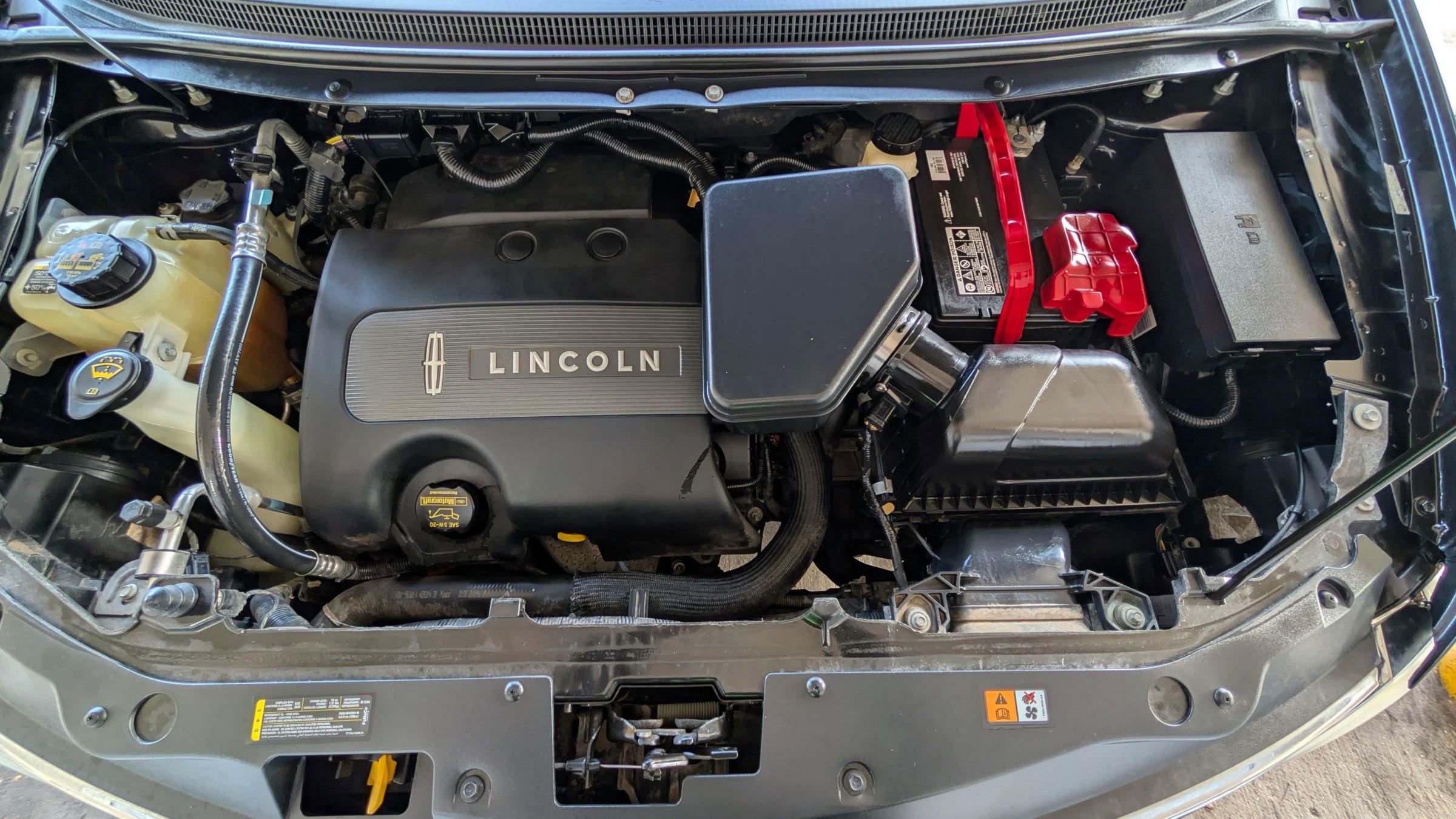 Used 2013 Lincoln MKX AWD image 19