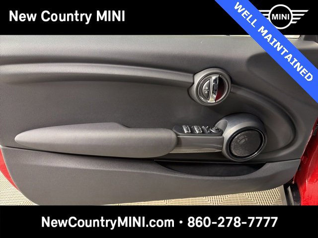 Used 2016 MINI Cooper Convertible image 12