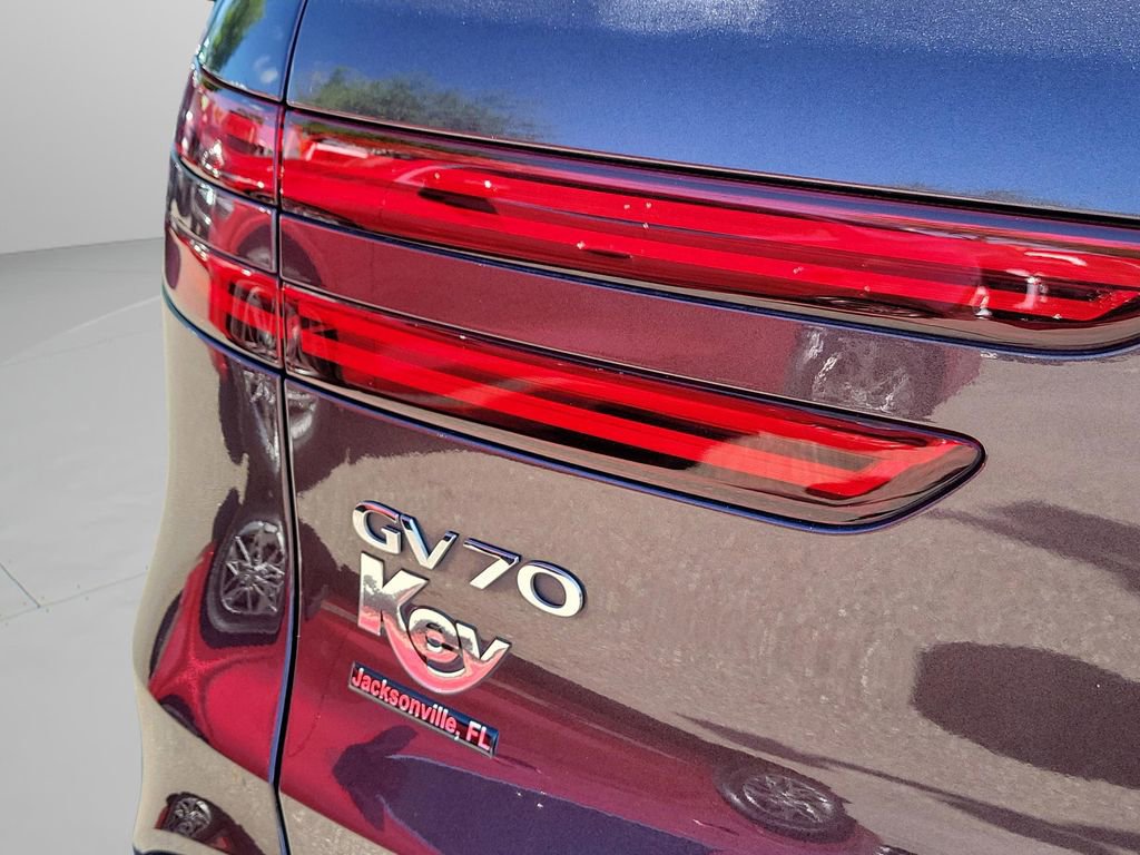 Used 2022 Genesis GV70 2.5T w/ Advanced Package image 33