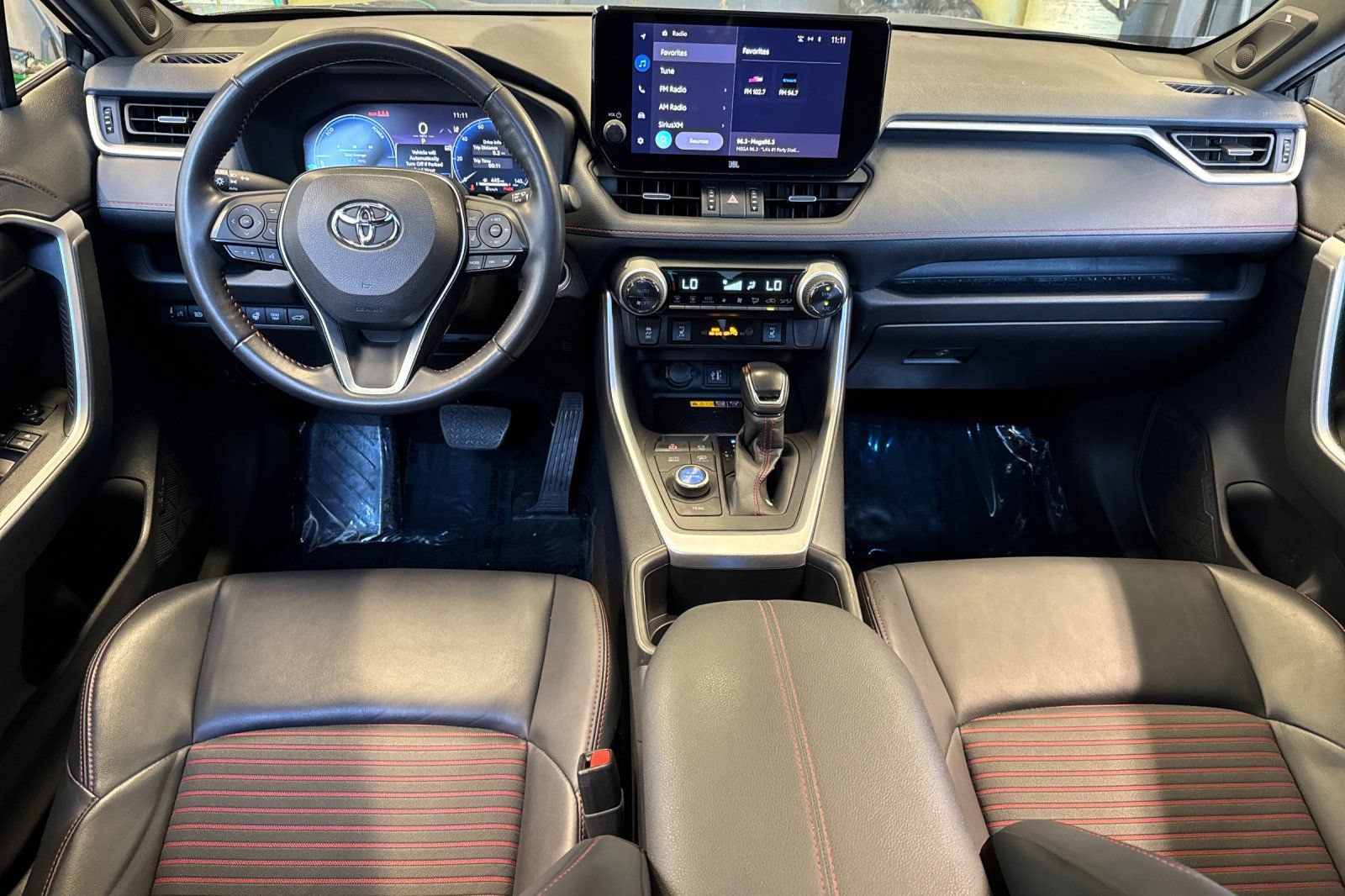 Certified 2024 Toyota RAV4 XSE w/ Weather Package AWD/4WD image 18