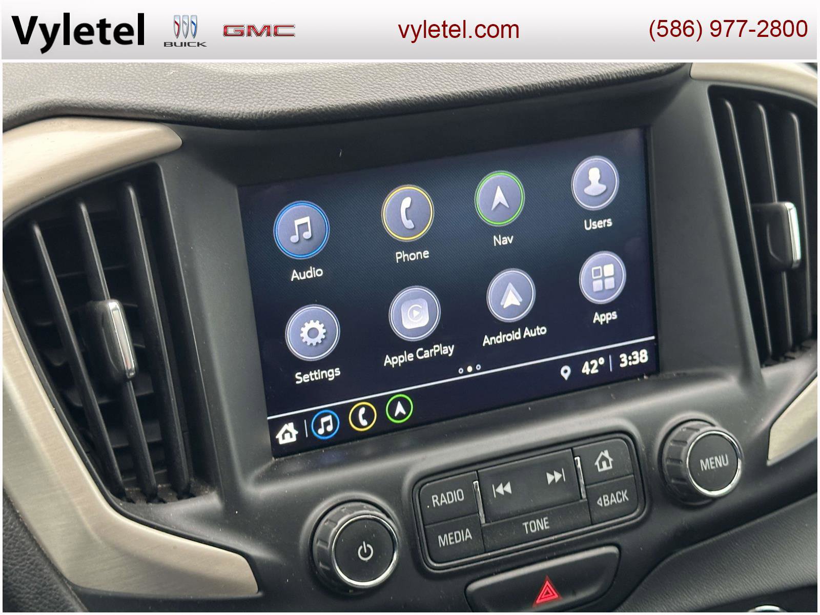 Used 2018 GMC Terrain Denali w/ Advanced Safety Package image 28