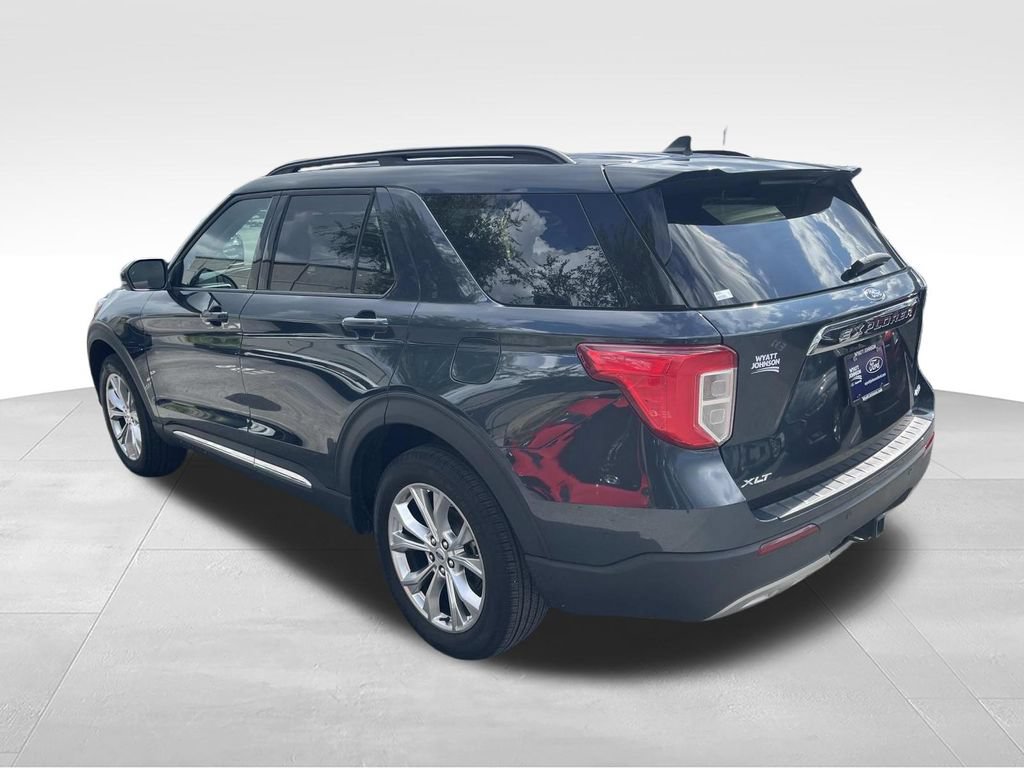 Certified 2024 Ford Explorer XLT w/ Equipment Group 202A AWD/4WD image 6
