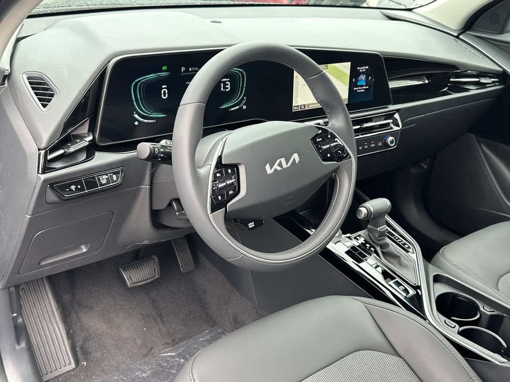 New 2026 Kia Niro EX FWD image 13