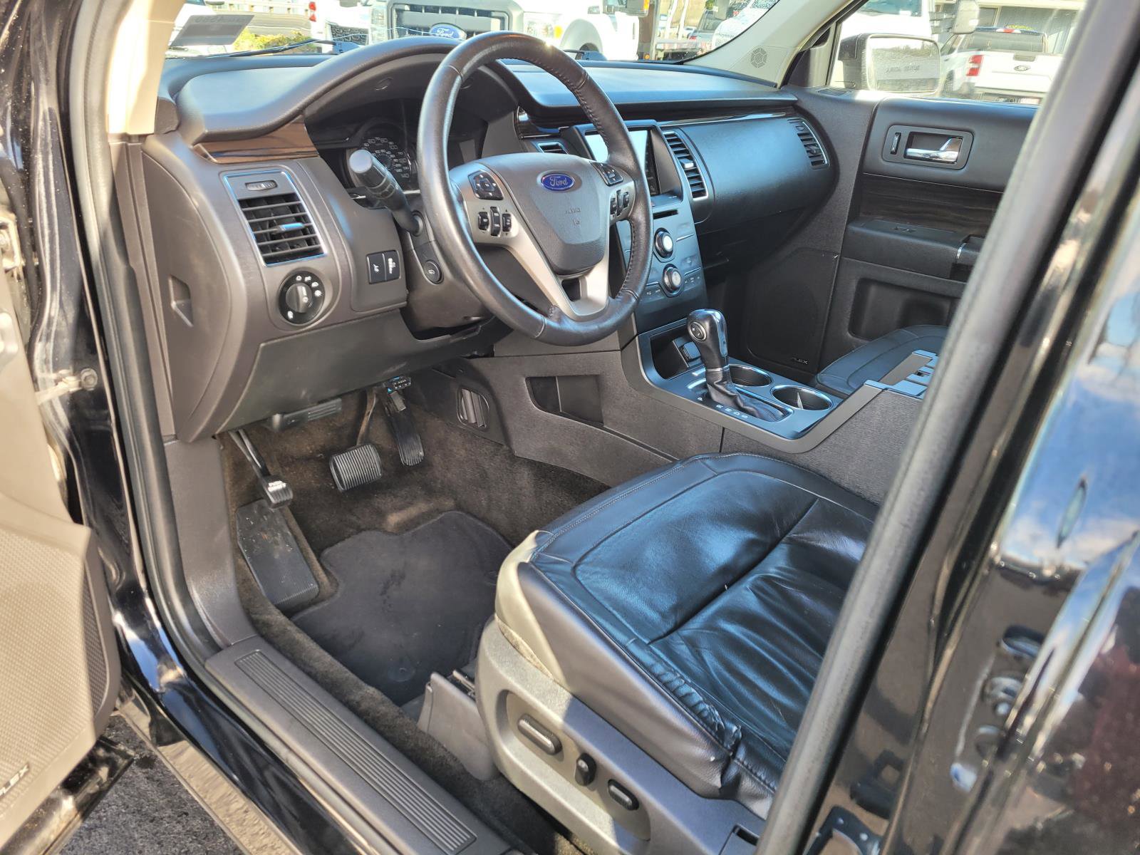 Used 2017 Ford Flex SEL w/ Equipment Group 202A image 11