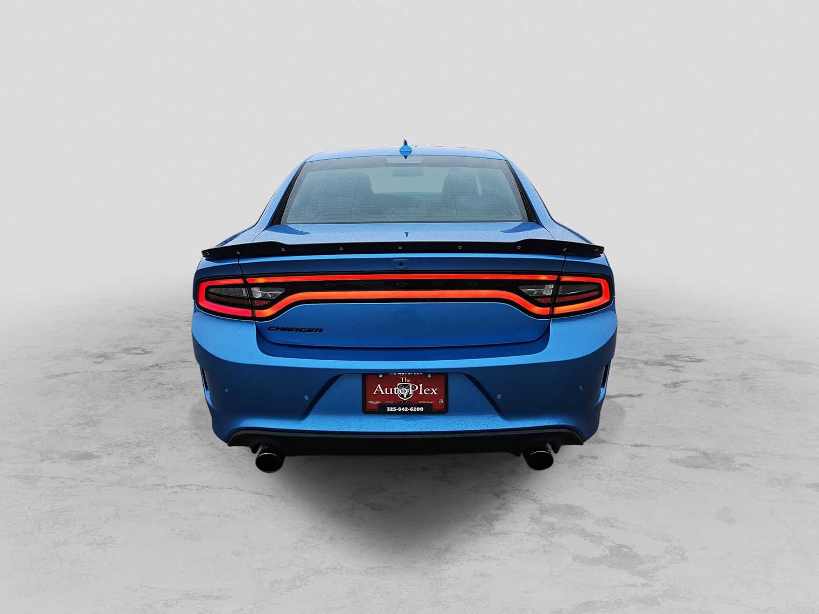 Used 2023 Dodge Charger R/T w/ Blacktop Package image 7