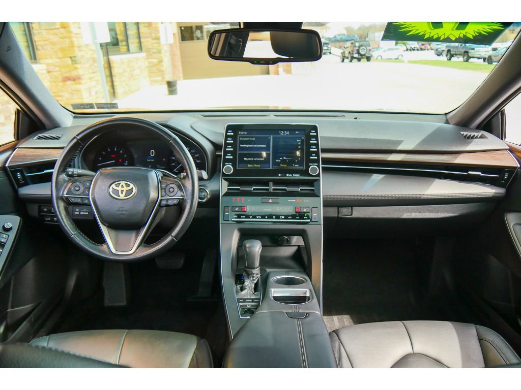 Used 2019 Toyota Avalon XLE w/ Moonroof Package FWD image 13
