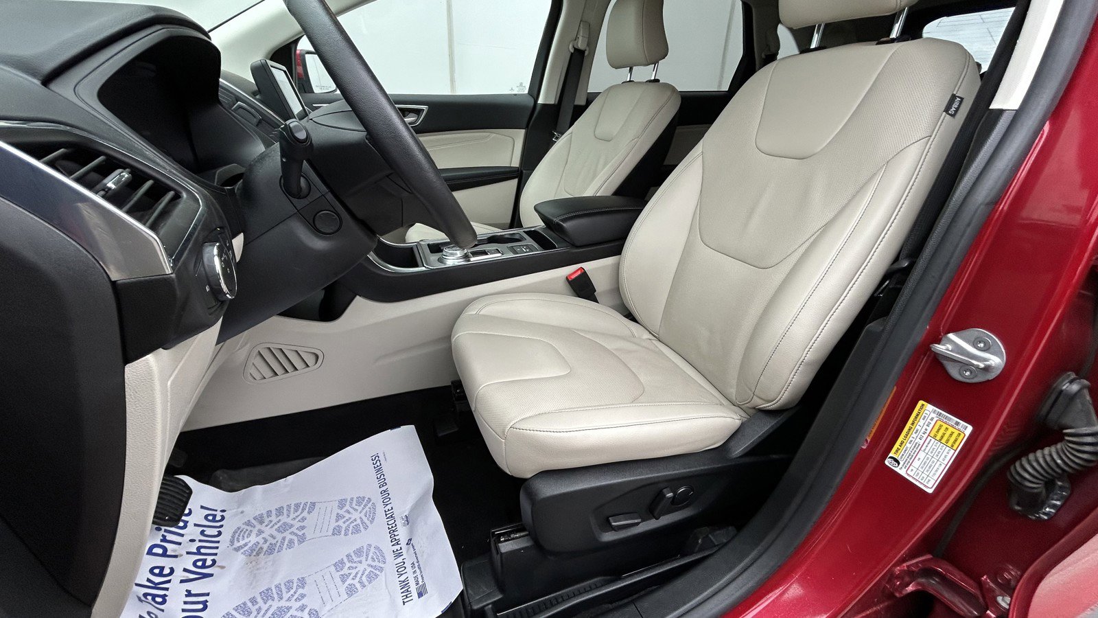 Used 2022 Ford Edge Titanium w/ Equipment Group 301A image 11