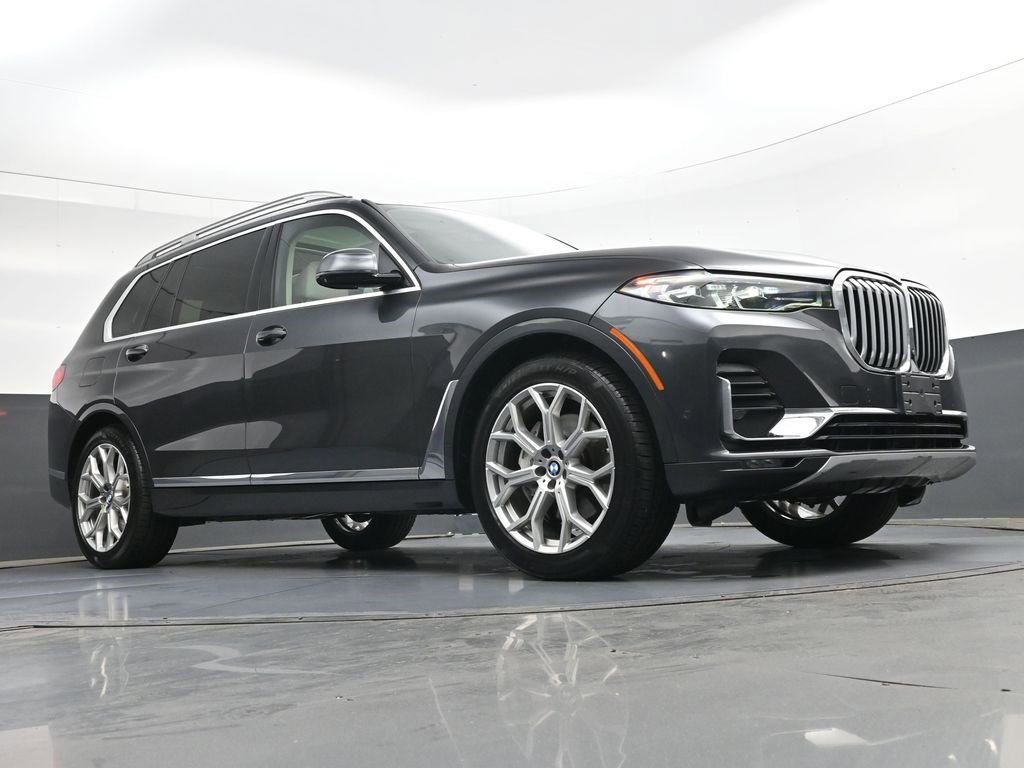 Used 2022 BMW X7 xDrive40i w/ Executive Package AWD/4WD image 33