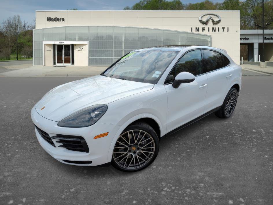 Used 2022 Porsche Cayenne Coupe image 1