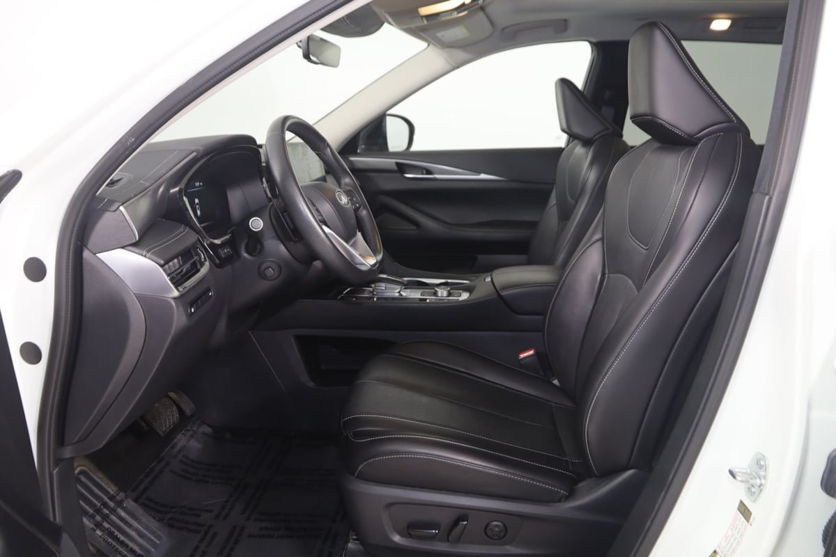 Used 2025 INFINITI QX60 Luxe AWD/4WD image 13
