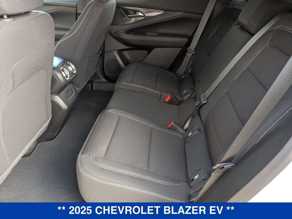 New 2025 Chevrolet Blazer EV LT image 23