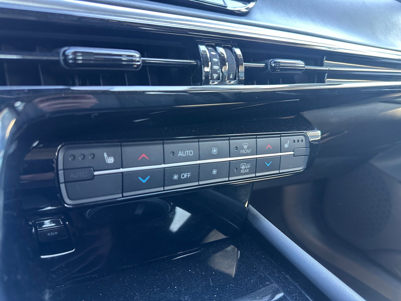 Used 2021 Toyota Mirai XLE w/ Advanced Technology Package image 26