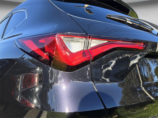 Used 2023 Acura MDX FWD w/ Technology Package image 8