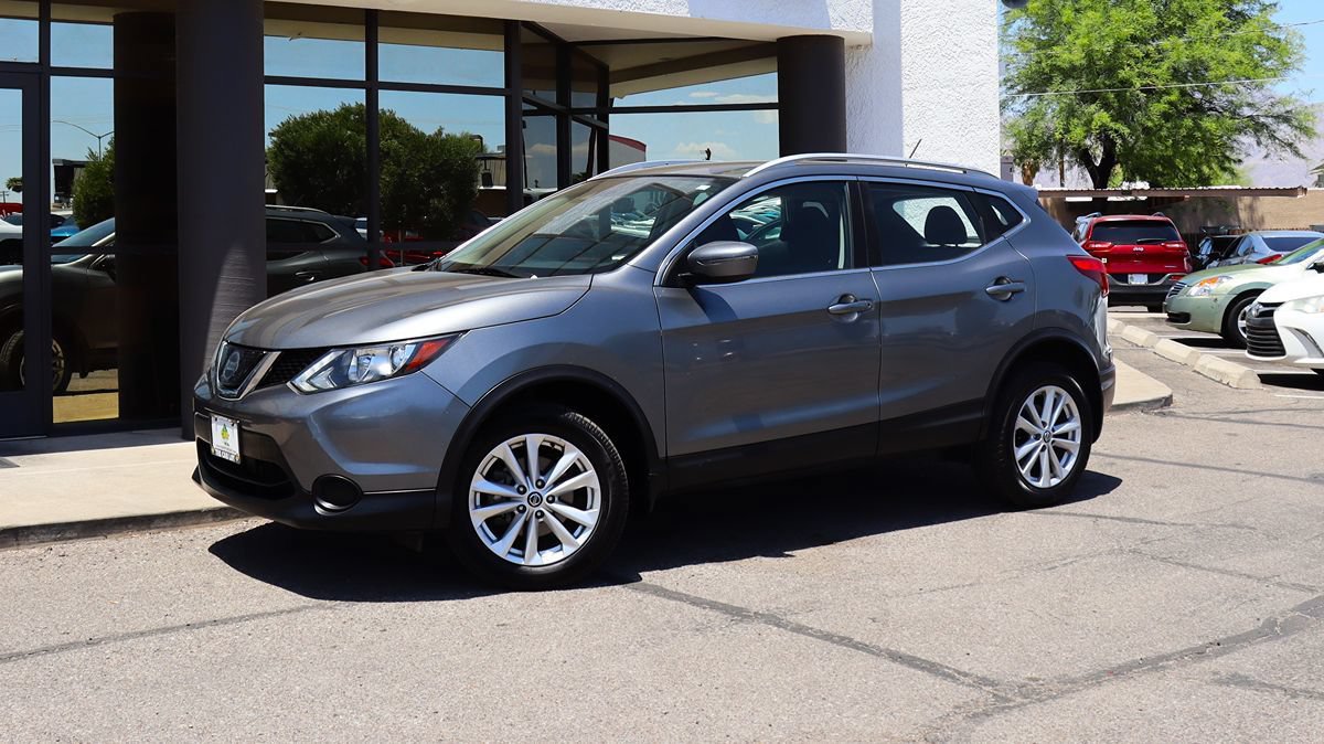 Used 2019 Nissan Rogue Sport SV FWD image 3