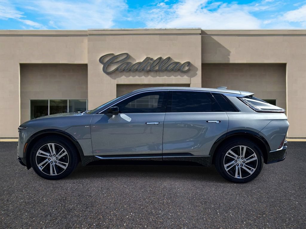 Certified 2024 Cadillac Lyriq Tech AWD/4WD image 5