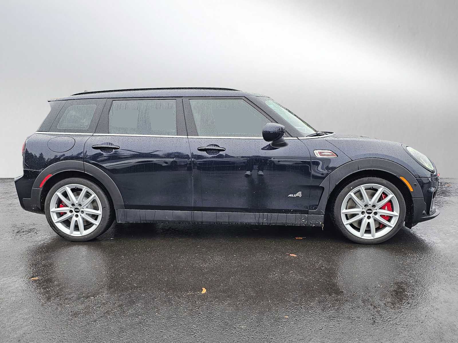 Used 2022 MINI Cooper Clubman John Cooper Works image 2