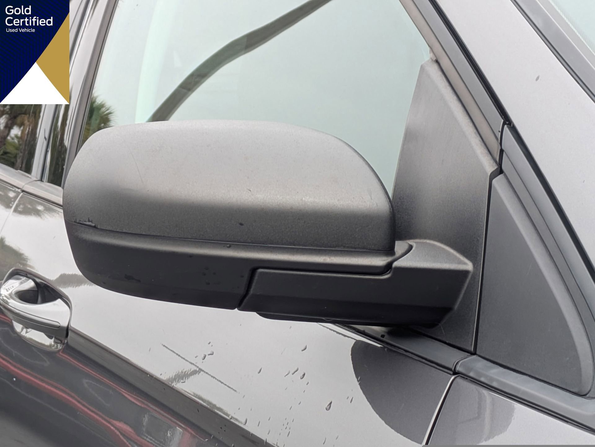 Certified 2022 Ford Edge SE image 16