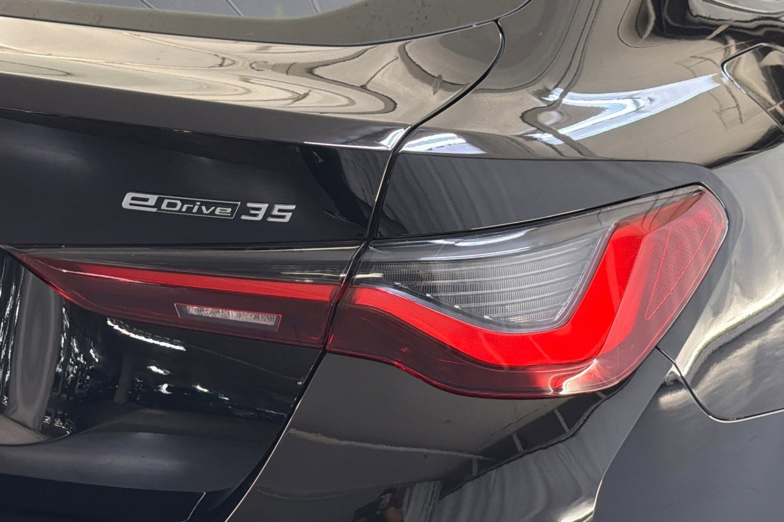 Used 2023 BMW i4 eDrive35 w/ Premium Package image 13