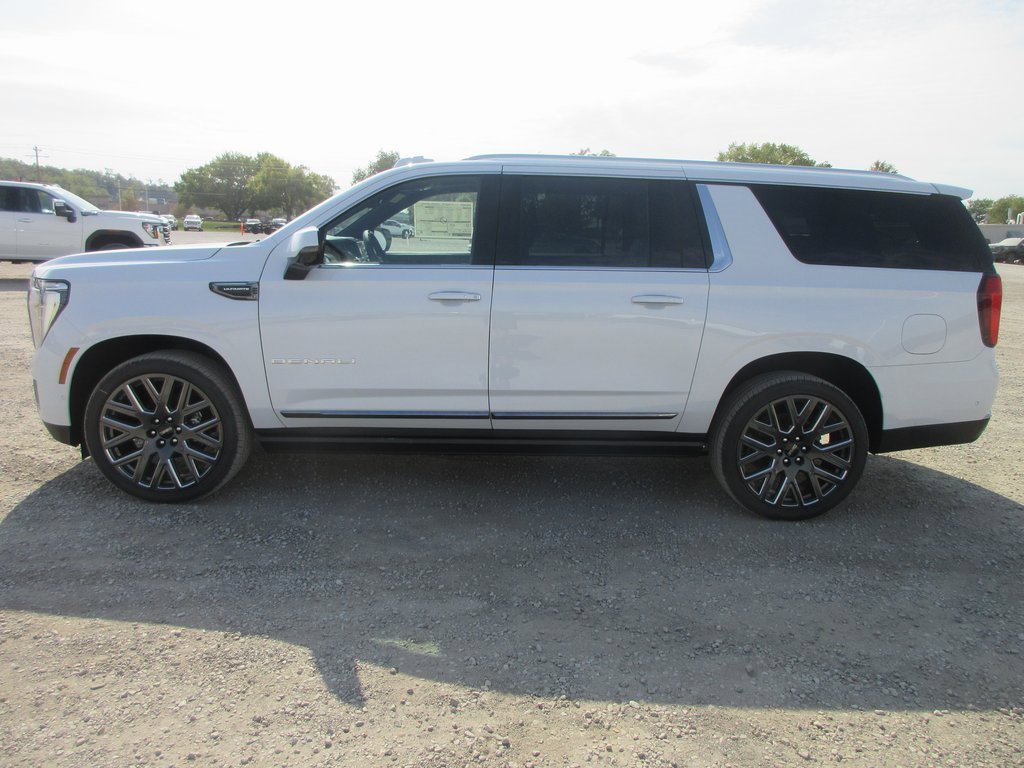 New 2026 GMC Yukon XL Denali Ultimate image 8