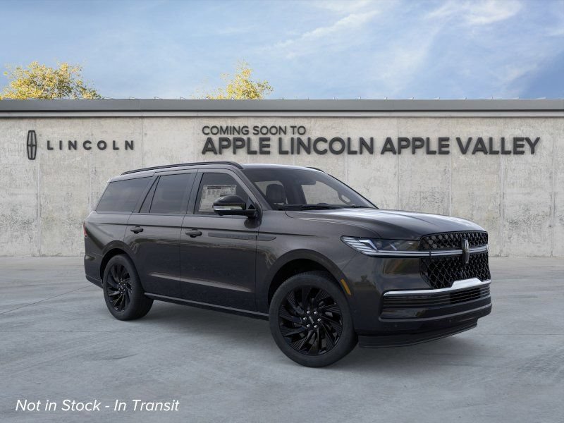 New 2026 Lincoln Navigator Reserve w/ Jet Appearance Package AWD/4WD image 3