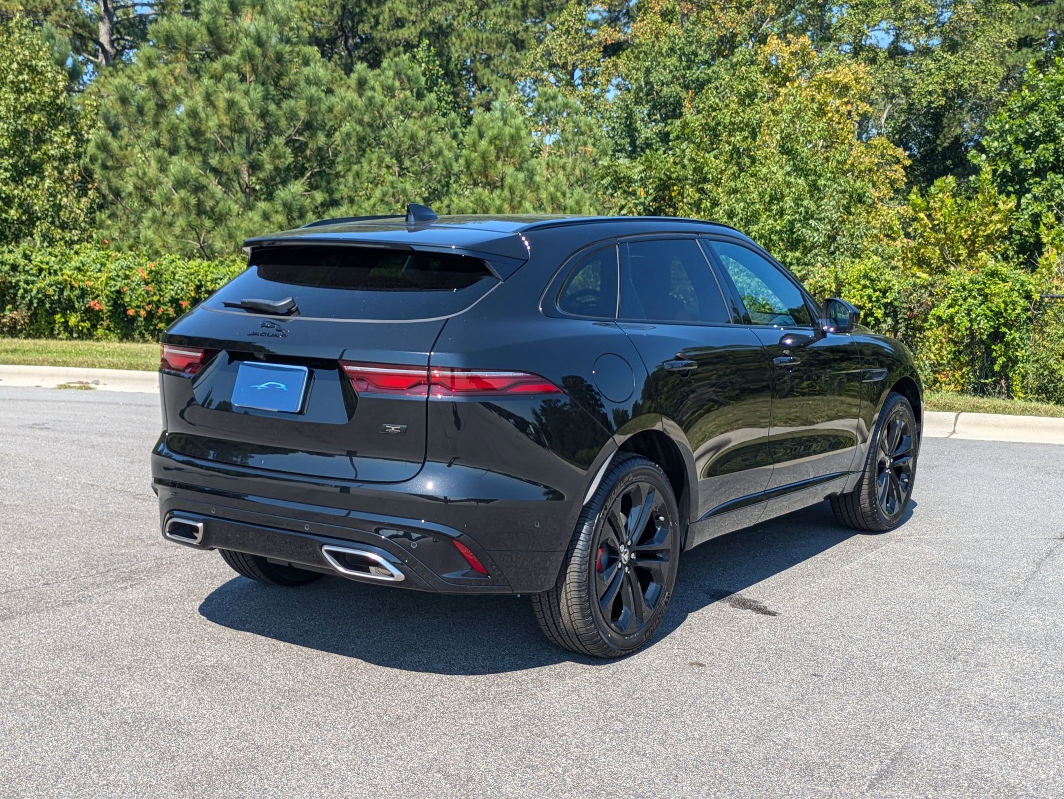 New 2026 Jaguar F-PACE R-Dynamic S image 5