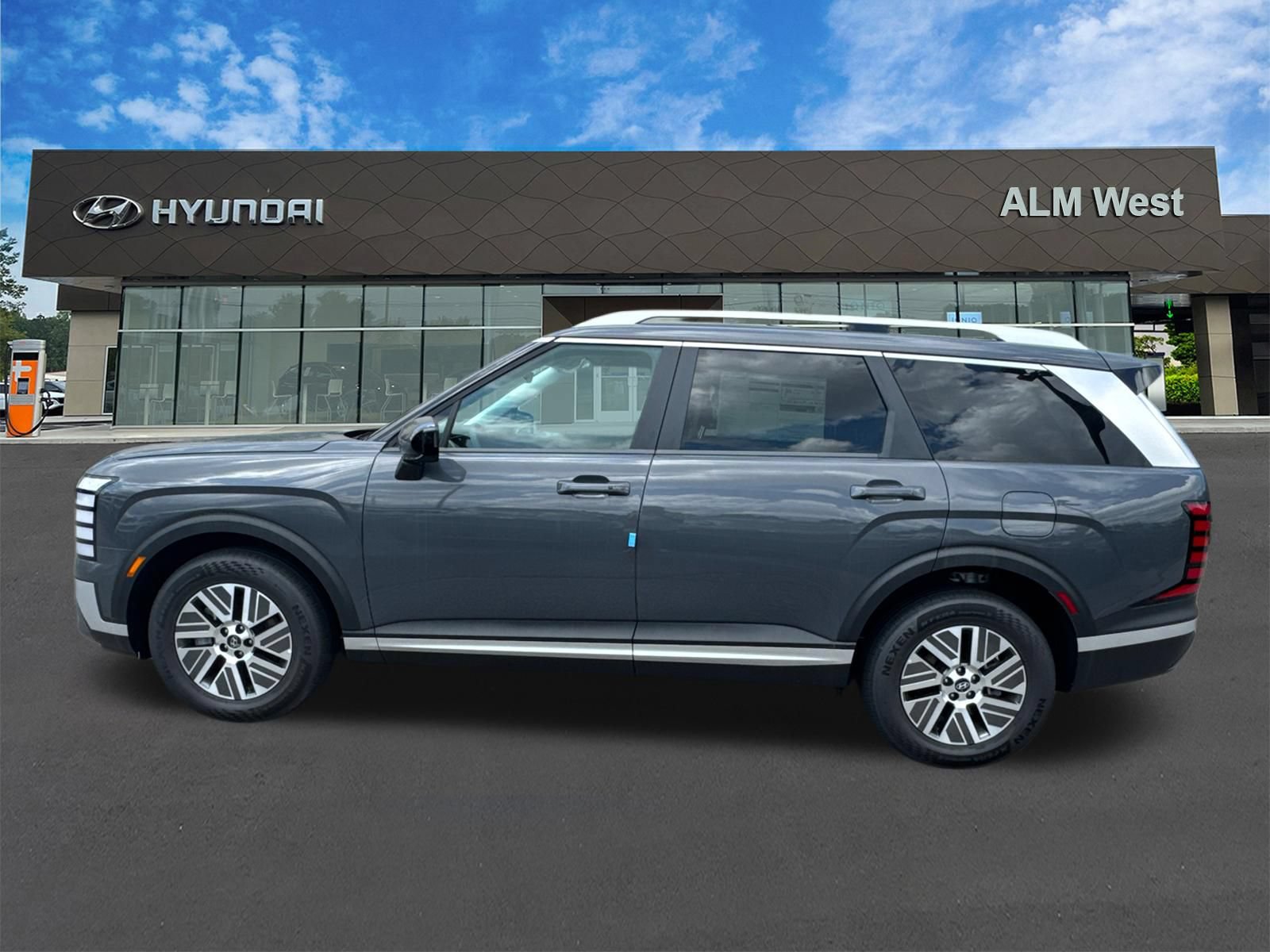 New 2026 Hyundai Palisade FWD Hybrid image 9