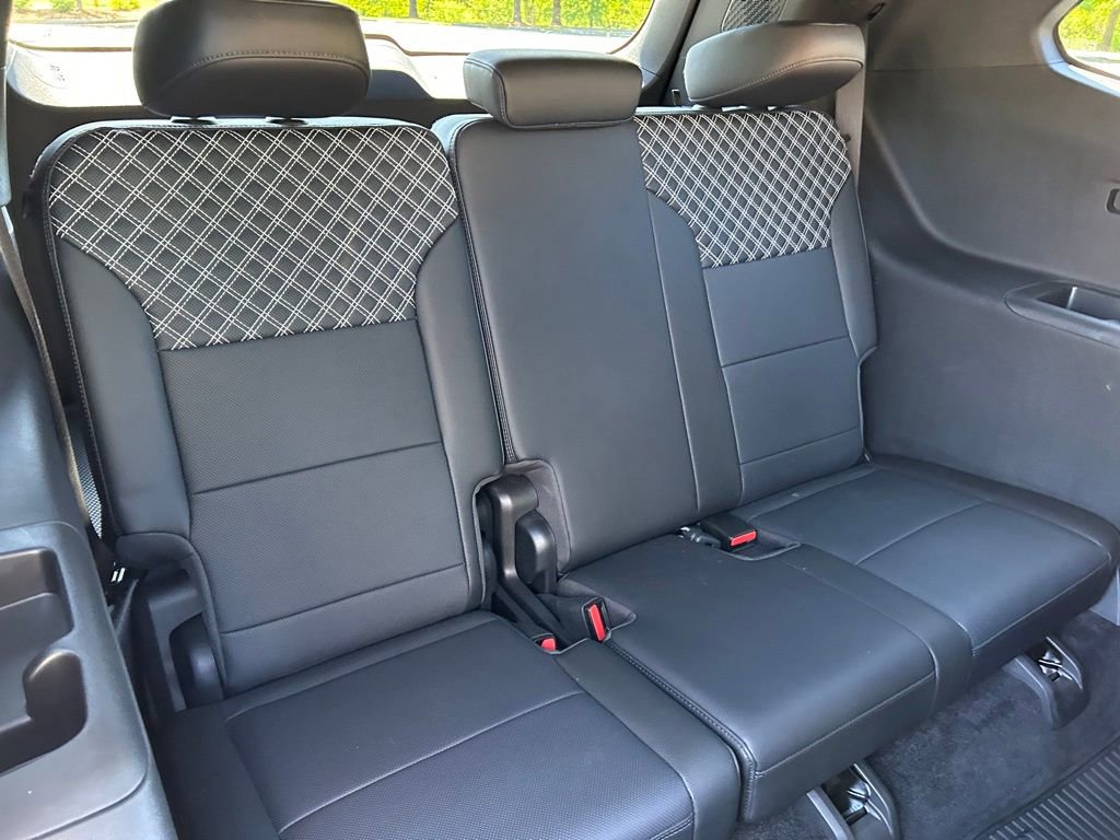 Used 2025 GMC Acadia Denali image 45