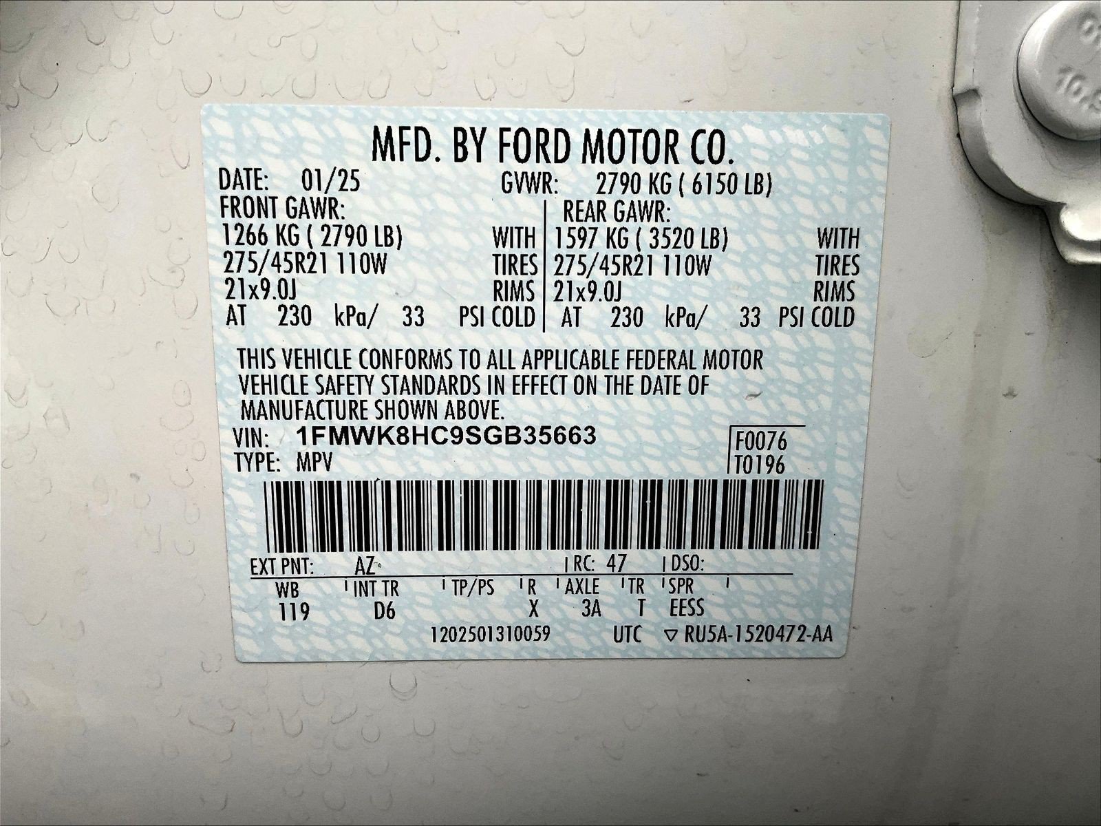 Used 2025 Ford Explorer Platinum w/ Ultimate Package AWD/4WD image 19