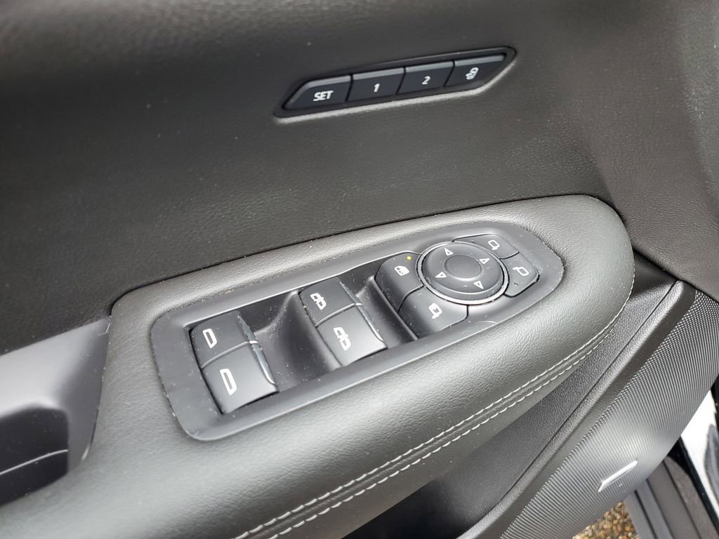 Used 2024 Cadillac XT6 Luxury AWD/4WD image 20