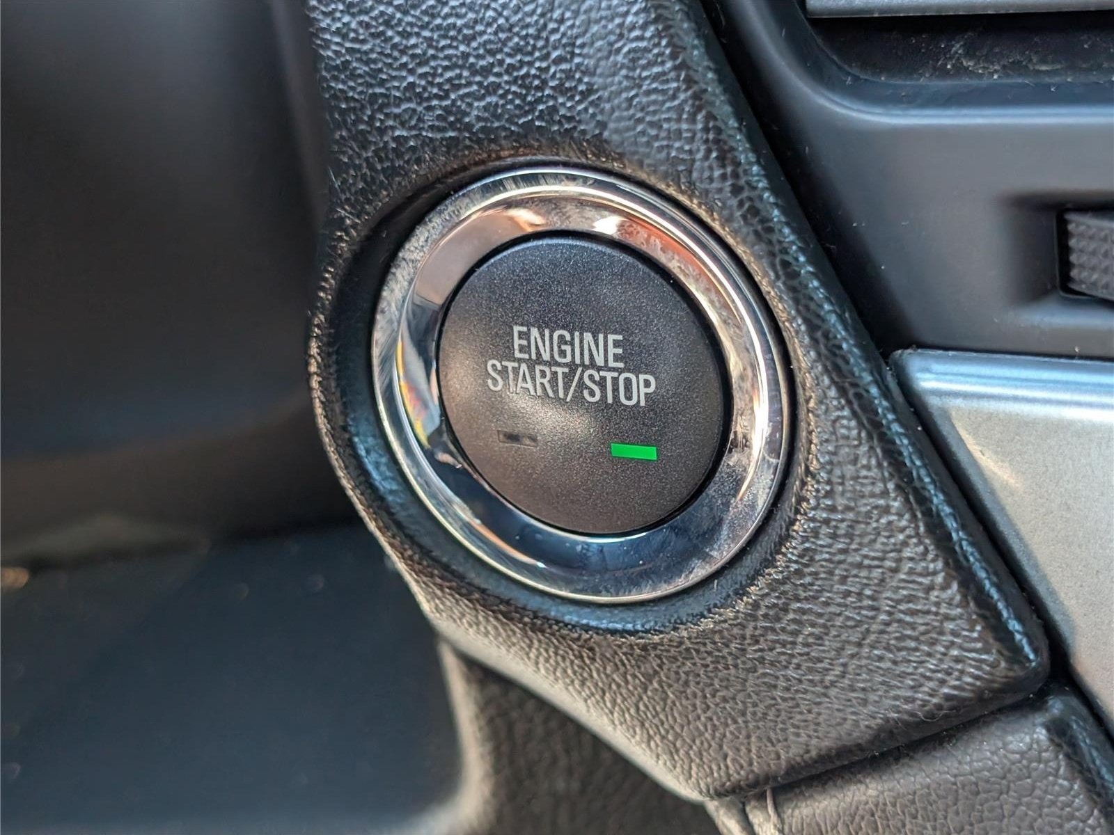 Used 2020 Chevrolet Tahoe LT w/ RST Edition AWD/4WD image 29