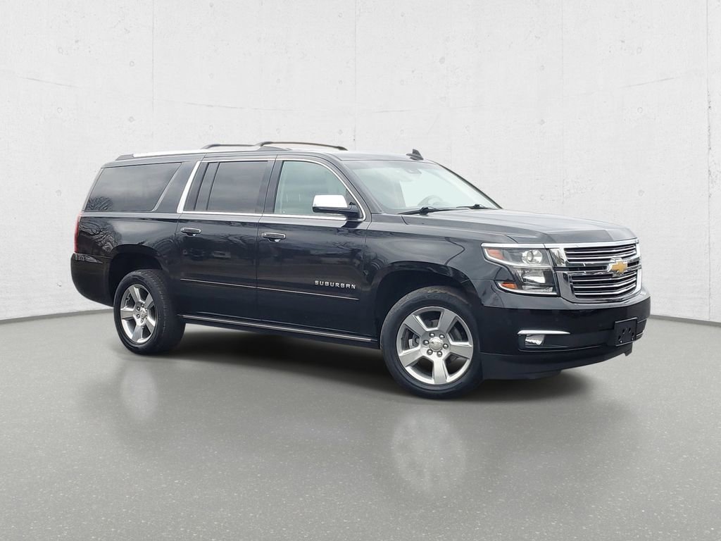 Used 2019 Chevrolet Suburban Premier image 2