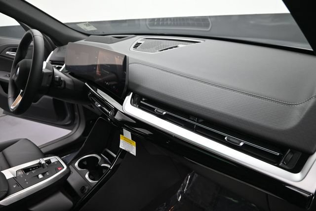 New 2026 BMW X2 xDrive28i w/ Technology Package AWD/4WD image 25