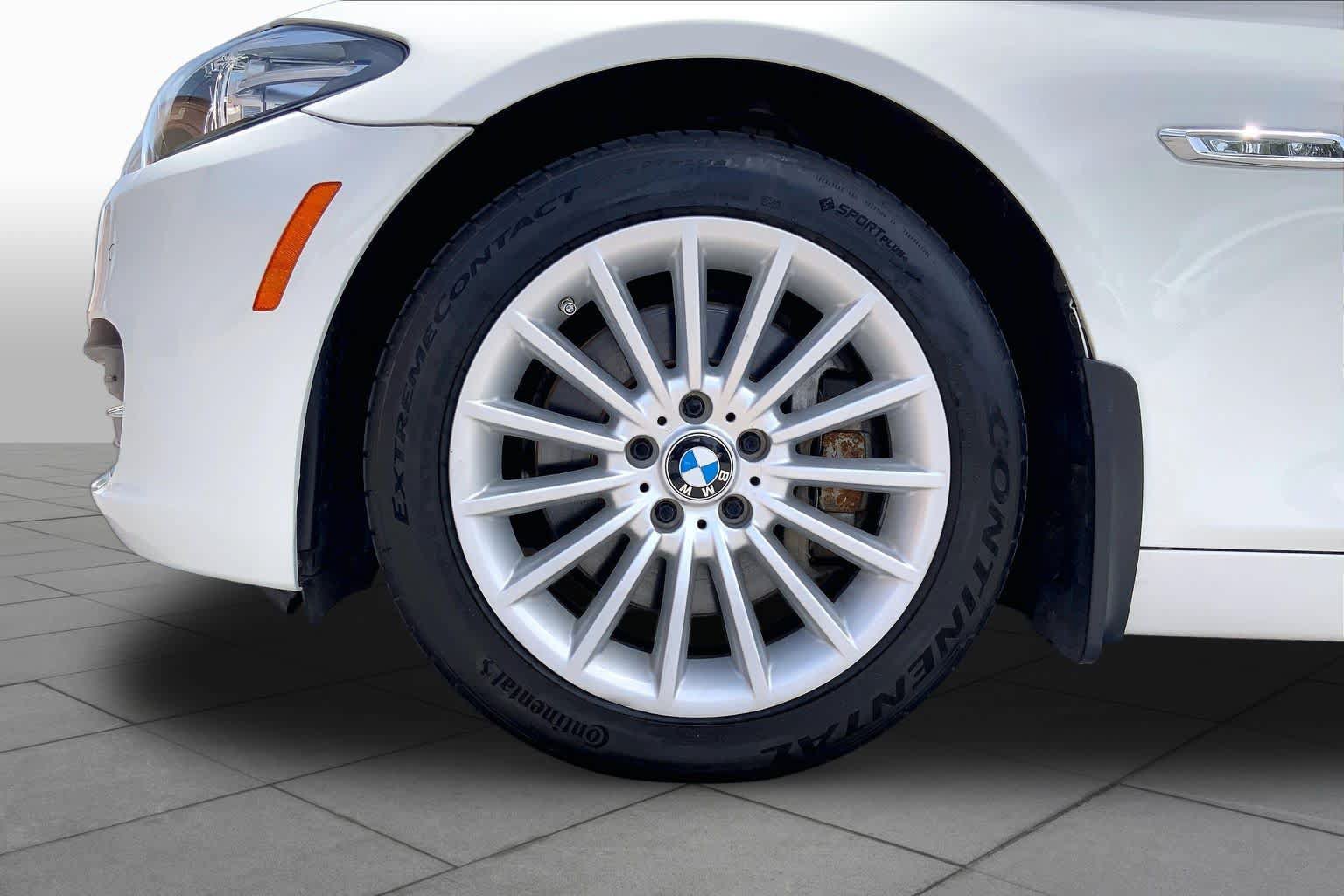 Used 2014 BMW 535i xDrive Sedan AWD/4WD image 11