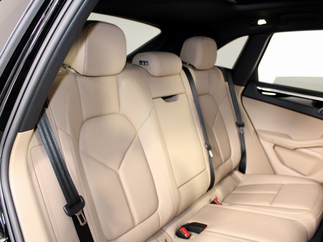 New 2025 Porsche Macan image 24