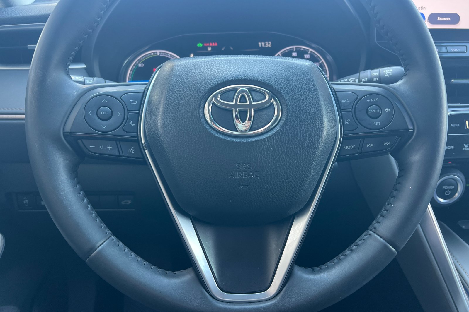 Certified 2024 Toyota Venza XLE AWD/4WD image 23