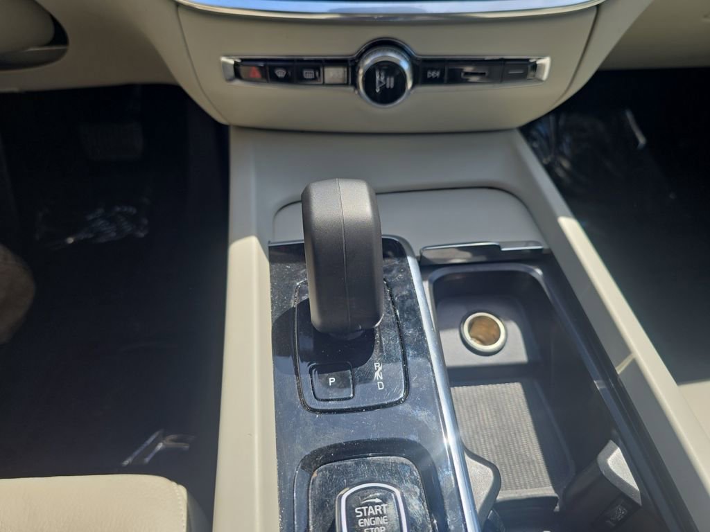Used 2024 Volvo S60 B5 Core FWD image 14
