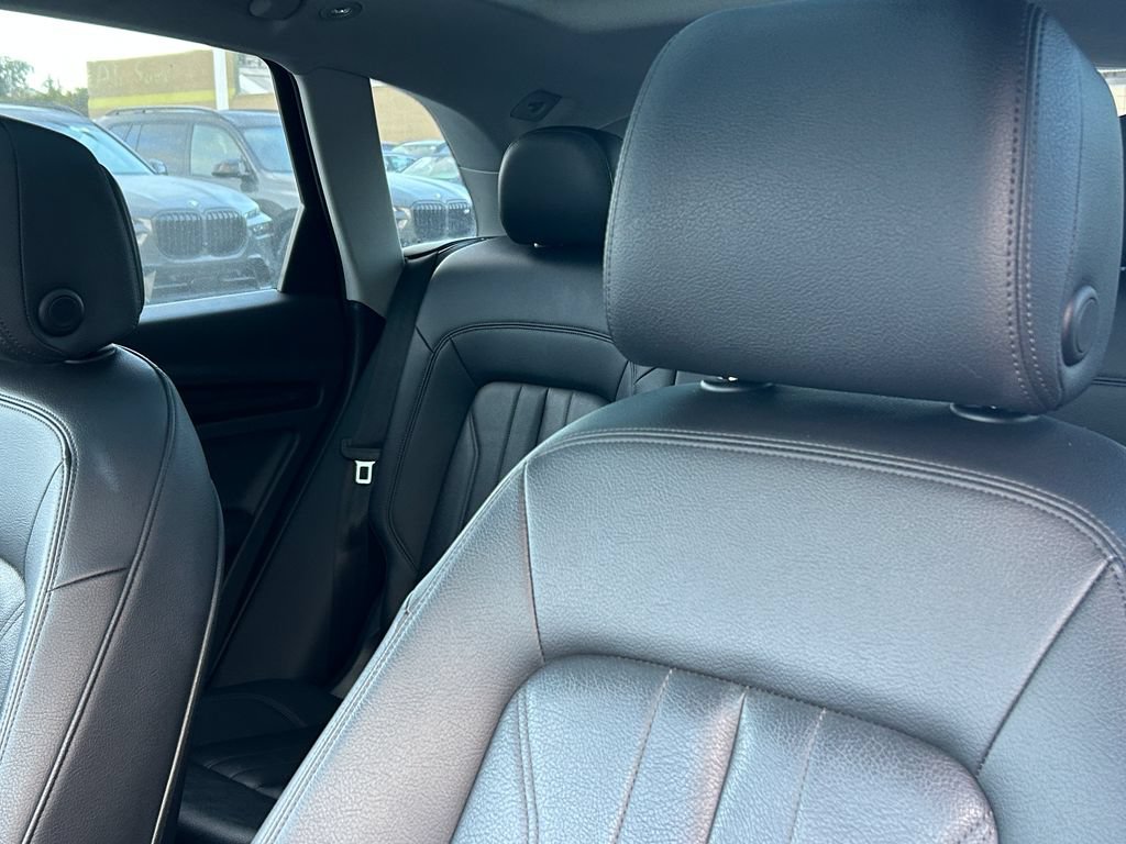 Used 2019 Audi Q5 2.0T Premium w/ Convenience Package AWD/4WD image 14