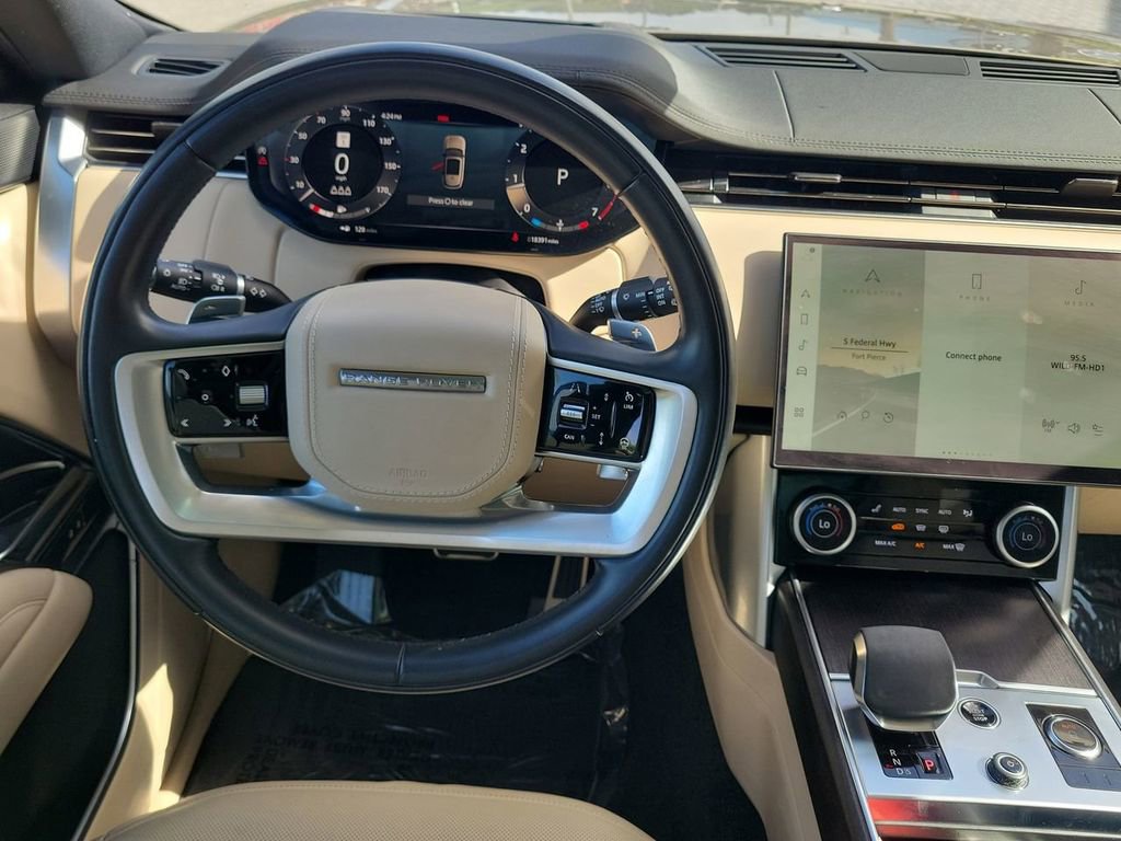 Certified 2023 Land Rover Range Rover SE AWD/4WD image 19