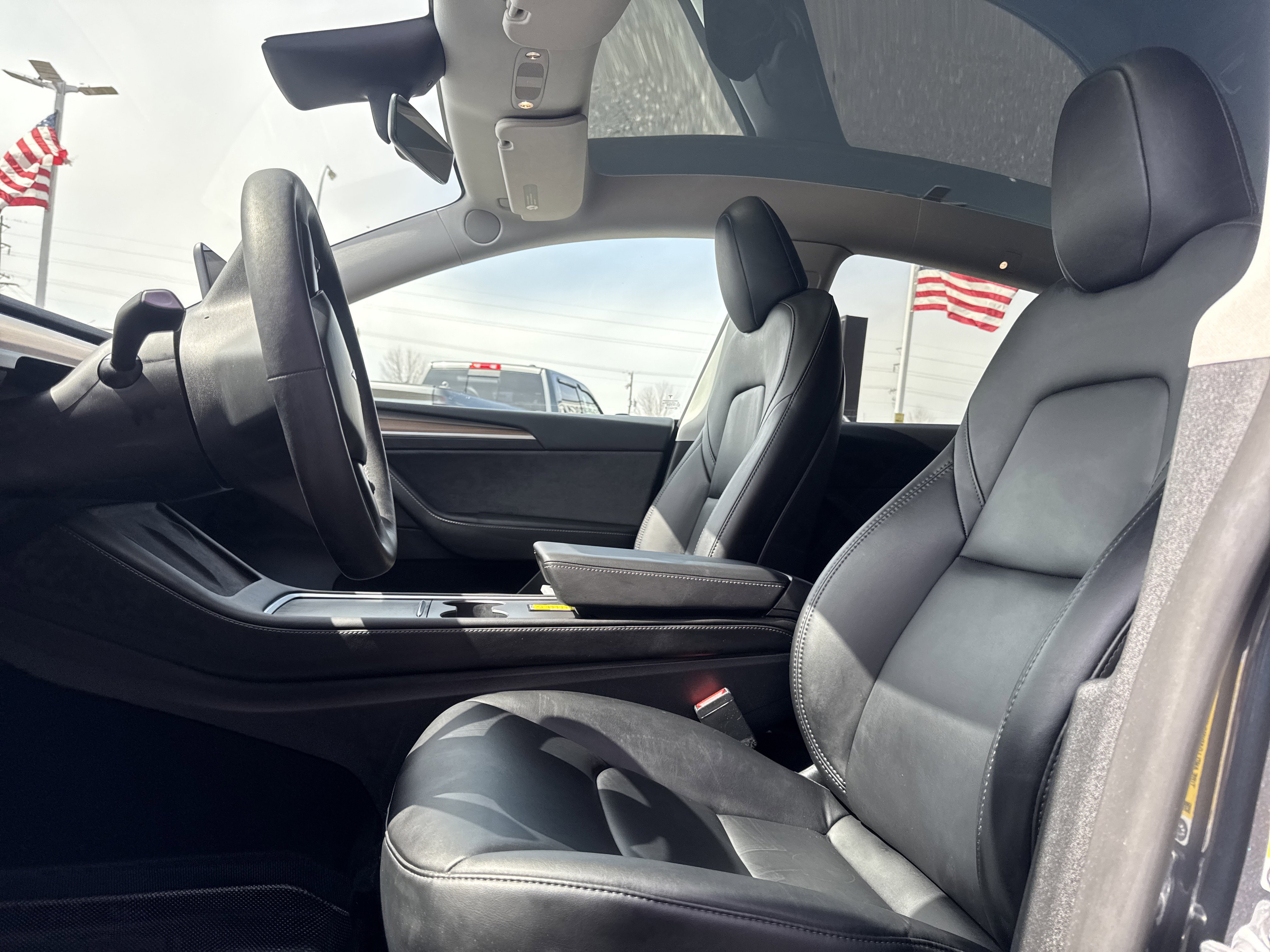 Used 2023 Tesla Model Y Long Range image 15