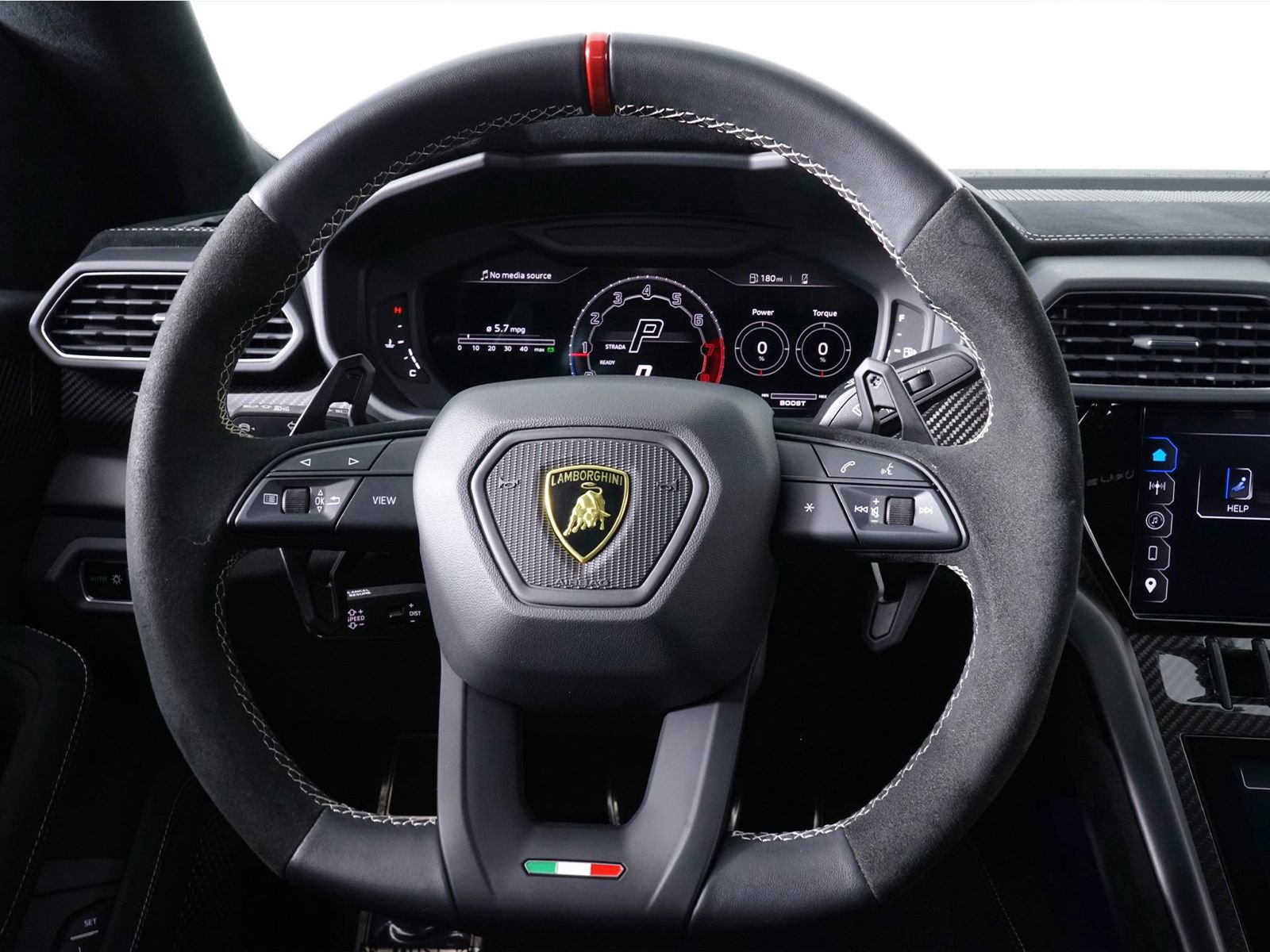 Used 2023 Lamborghini Urus Performante image 20