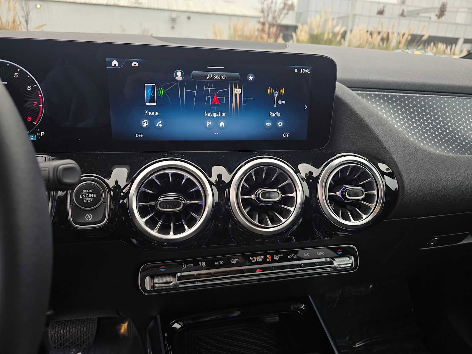 Used 2025 Mercedes-Benz GLA 250 image 29