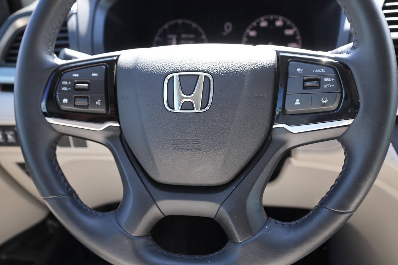Used 2025 Honda Odyssey EX-L image 19
