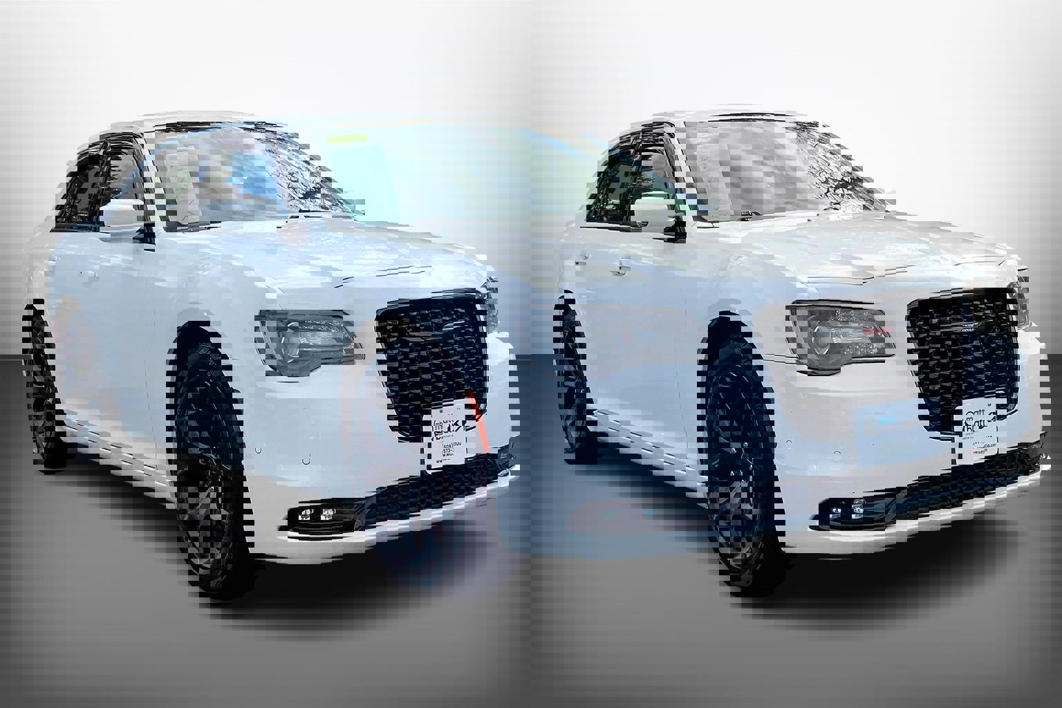 Used 2022 Chrysler 300 S image 3