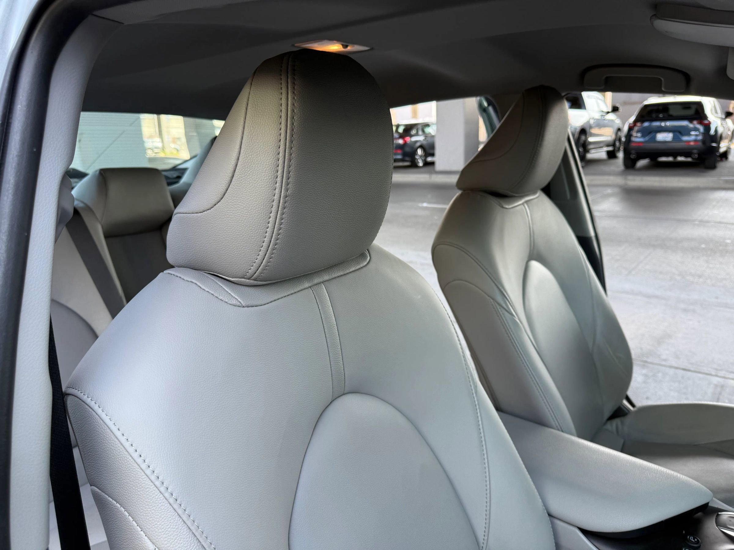 Used 2022 Toyota Camry LE image 24