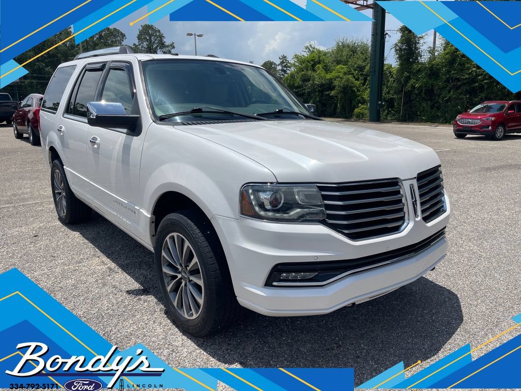 Used 2017 Lincoln Navigator Select RWD image 1