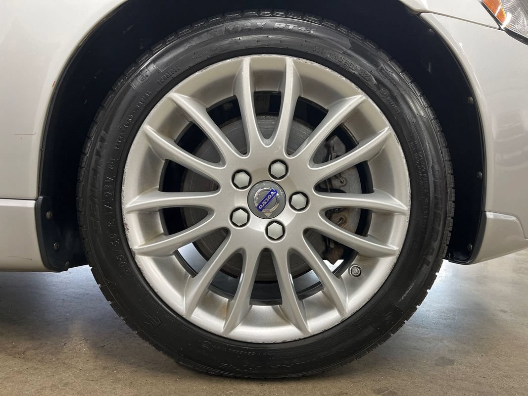 Used 2011 Volvo V50 T5 w/ Preferred Pkg FWD image 31