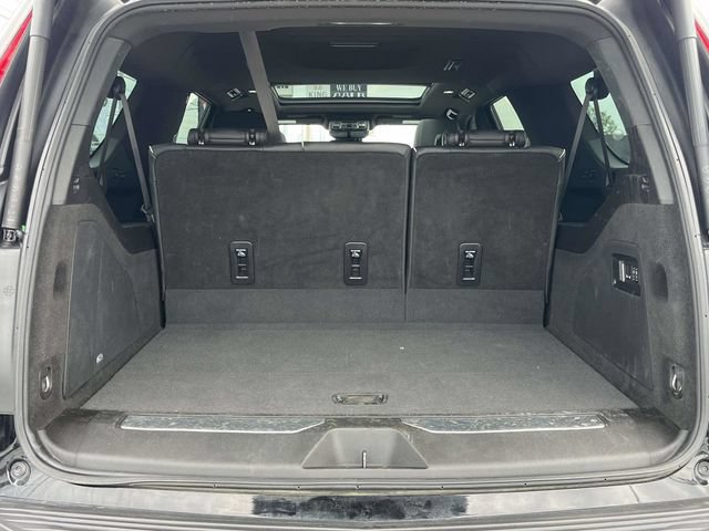 Used 2024 Cadillac Escalade ESV Premium Luxury AWD/4WD image 22